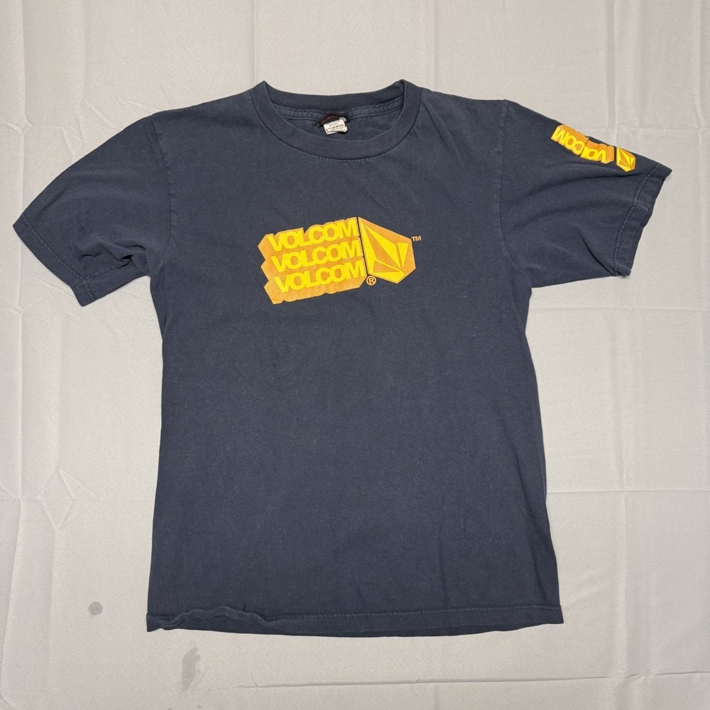 Vintage Volcom Shirt‎ Men's Small Graphic Tee Black Orange Y2K Skate Surfwear